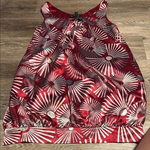 Red and White Patterned Dress 💥